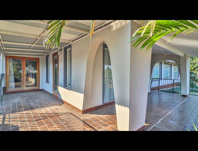 4 BEDROOM HOUSE FOR SALE IN CLARENDON